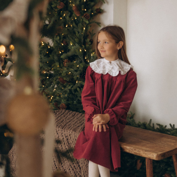 Velveta kleita ar banti - sarkana